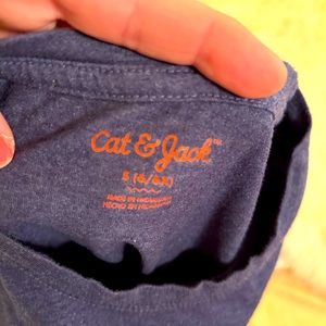 Cat and jack t shirt